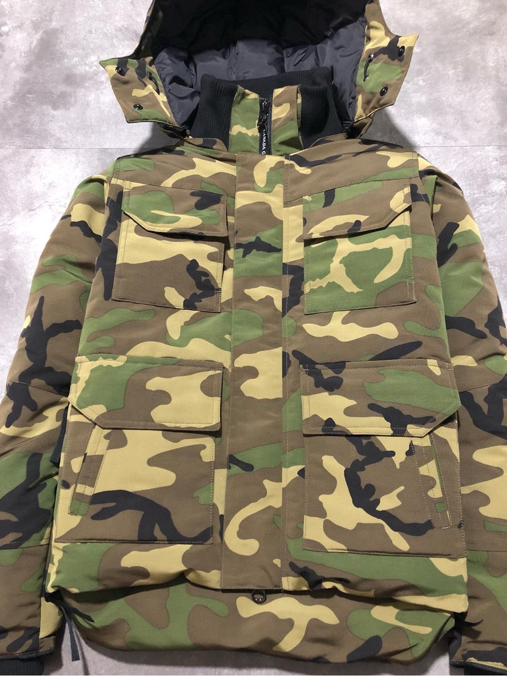 Canada Goose Men's Camouflage Hooded Field Jacket - Green Camo - Picture 5 of 9